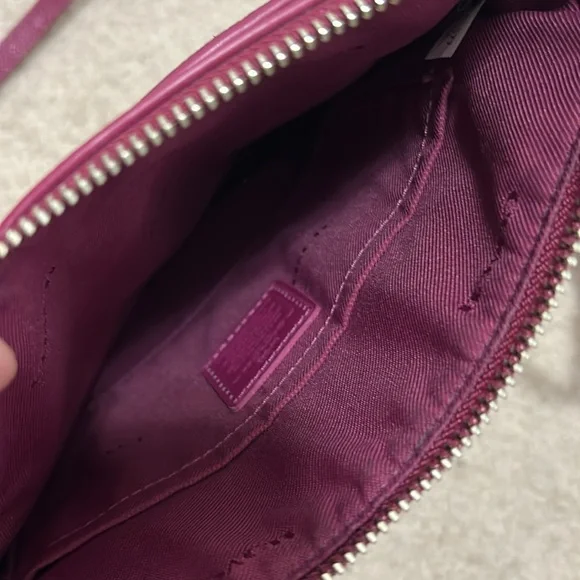 Coach Handbag - Picture 5 of 8